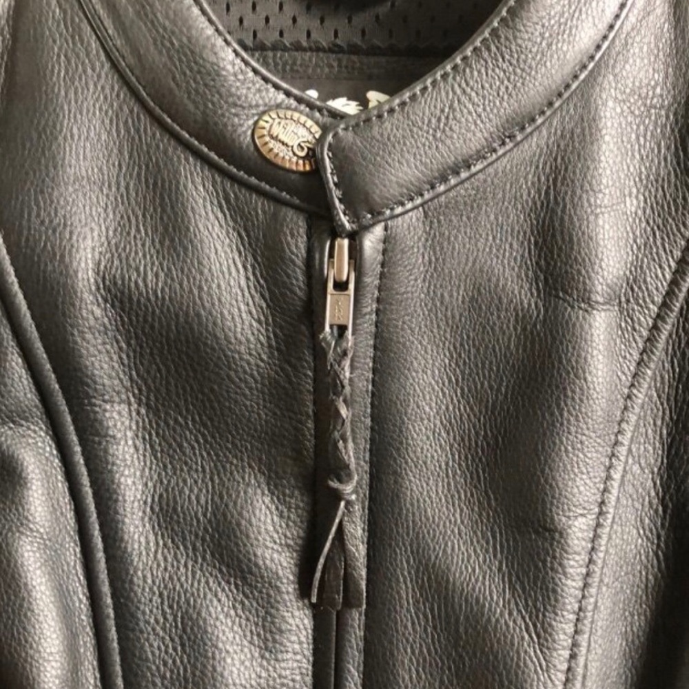 Like New! Harley-Davidson Women’s Leather Jacket - Picture 2 of 8